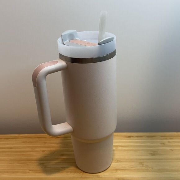 Stanley Quencher H2.0 Rose Quartz Pink Stainless Steel 30 oz. Tumbler Pink - Picture 3 of 9